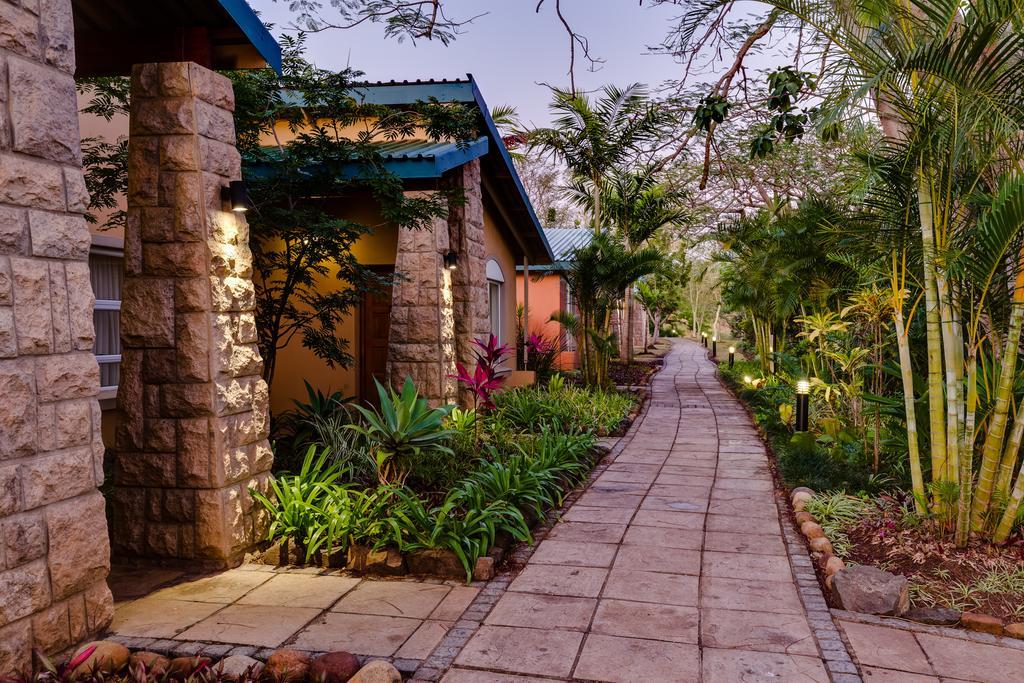 Protea Hotel By Marriott Umfolozi River Richards Bay Eksteriør billede