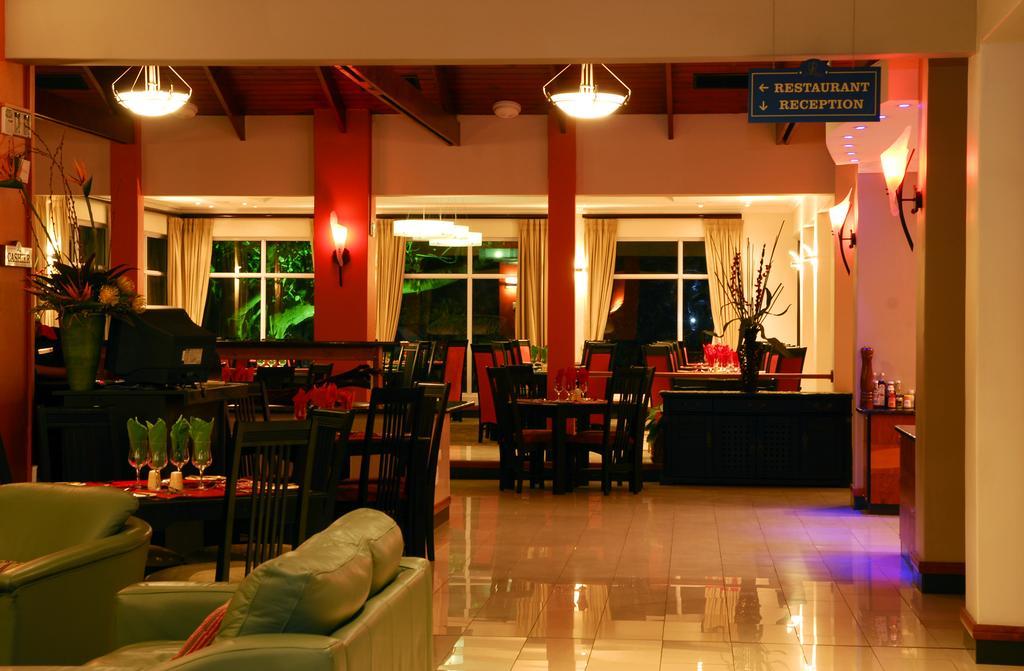 Protea Hotel By Marriott Umfolozi River Richards Bay Eksteriør billede