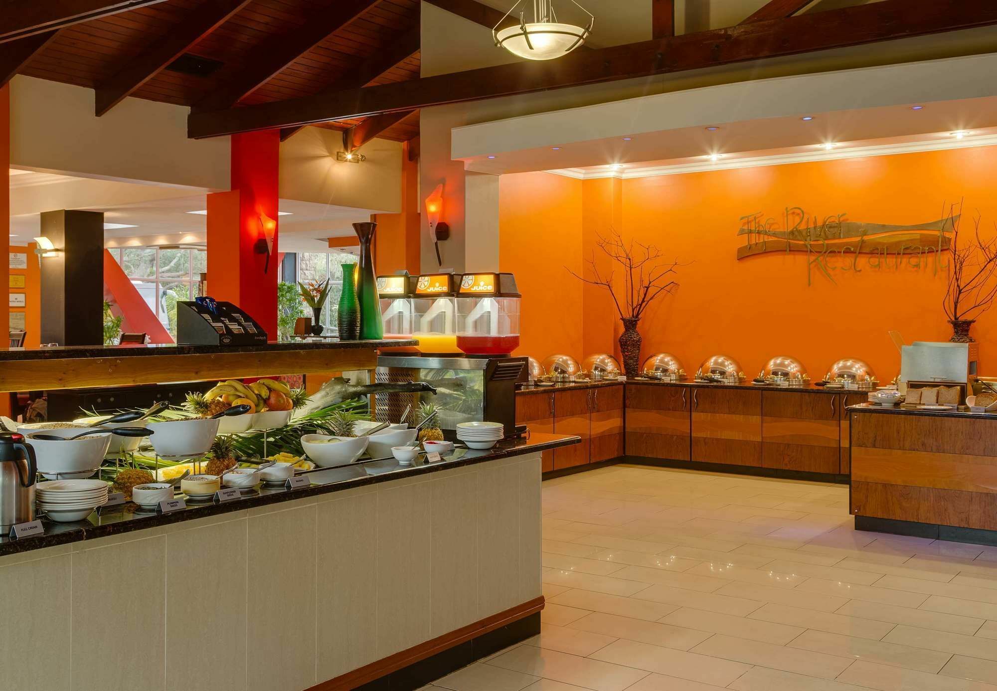 Protea Hotel By Marriott Umfolozi River Richards Bay Eksteriør billede